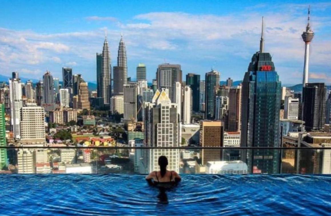 Regalia By Parcello Klcc Infinity Pool Pangsapuri Kuala Lumpur